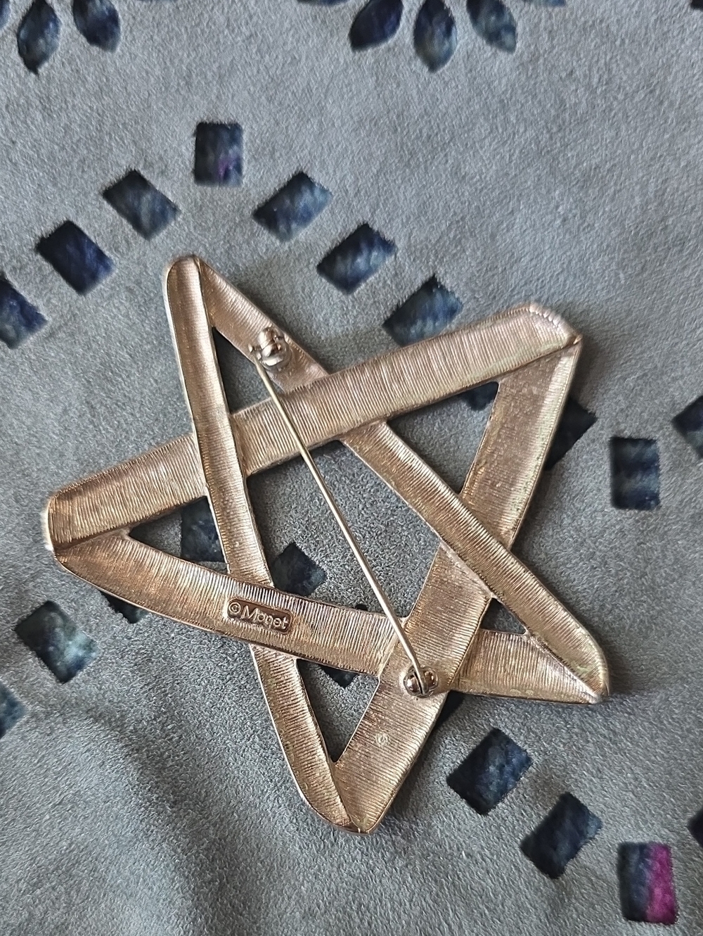 Monet Silver Pentagram Knot Brooch - Picture 3 of 4